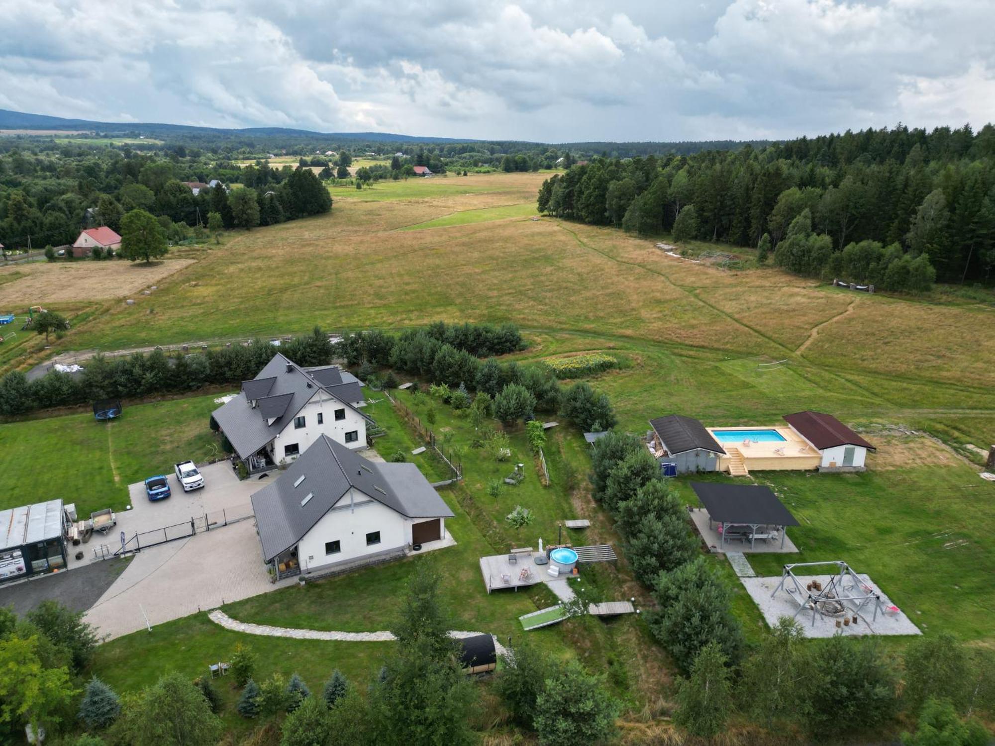 Izerska Baza - Basen, Ebike, Narty, Sauna, Jacuzzi, Las Blisko Swieradow Zdroj - 5D Apartamenty Giebultow  Exterior foto